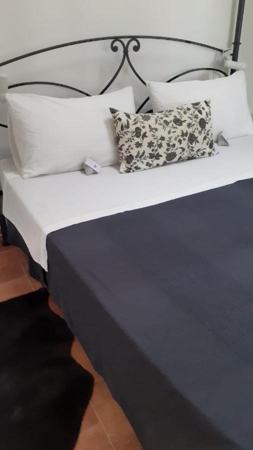 Agriturismo Casale San Benedetto Ceri ภายนอก รูปภาพ